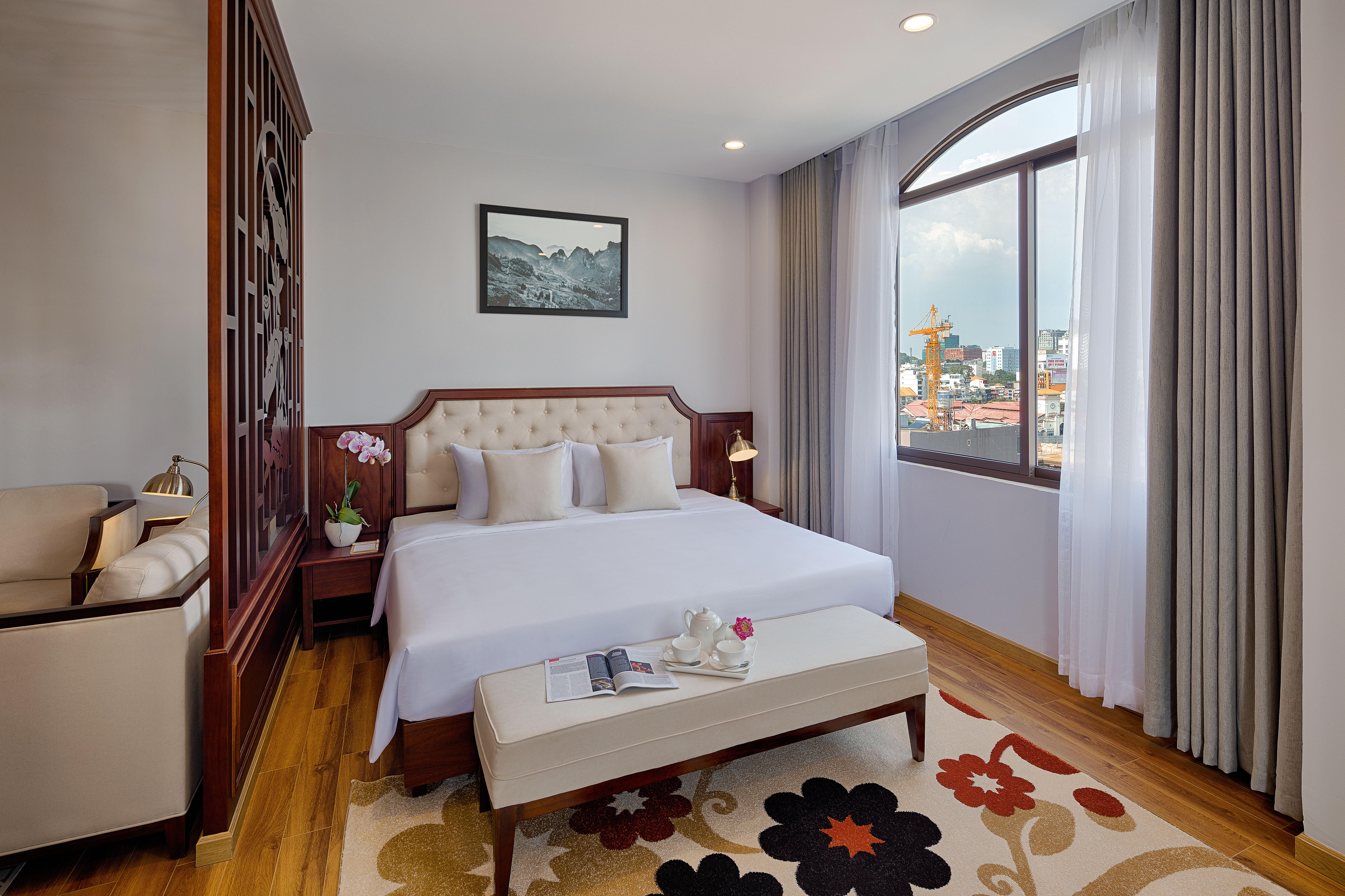 Happy Life Grand Hotel & Rooftop Skybar Ho Şi Min Dış mekan fotoğraf