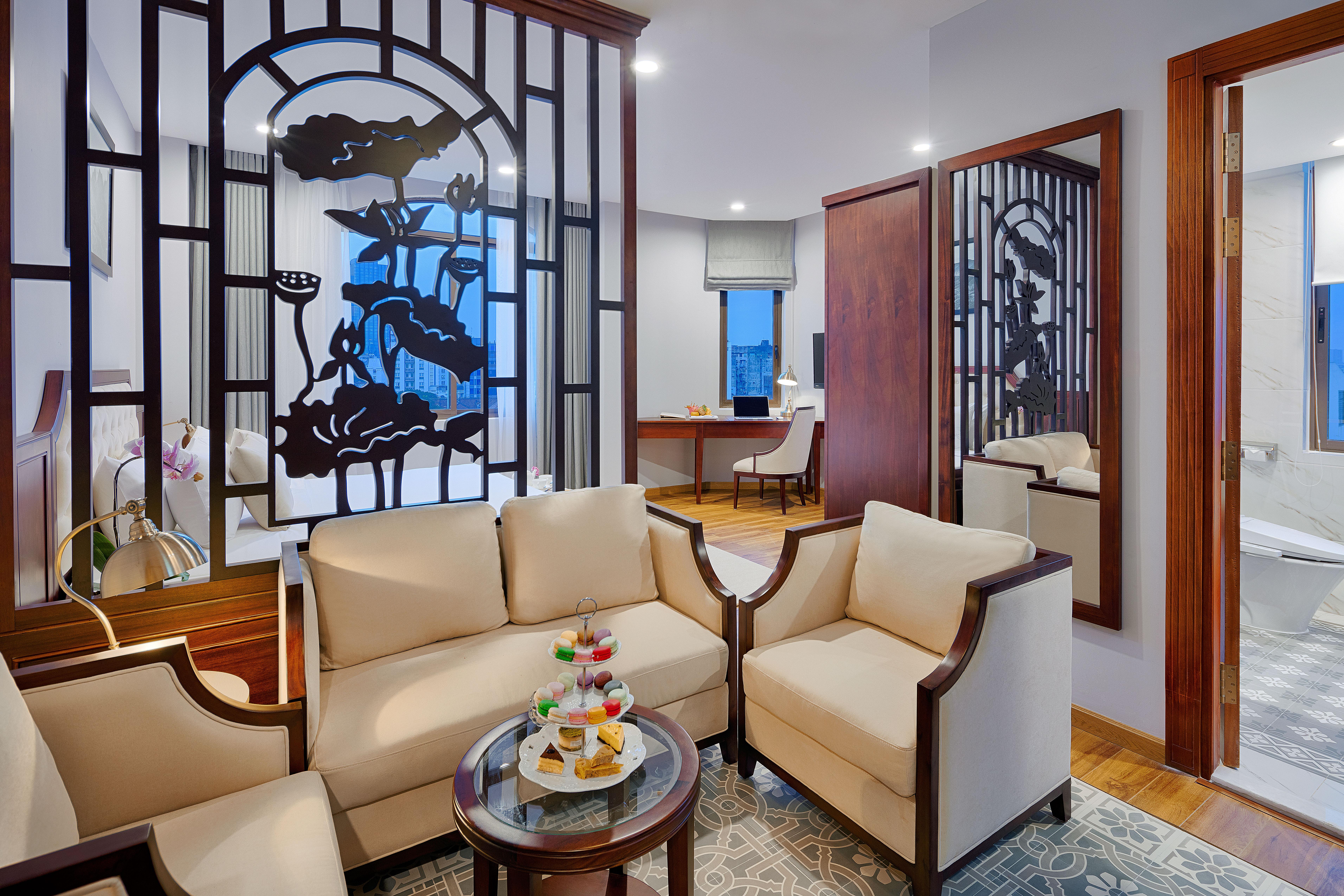 Happy Life Grand Hotel & Rooftop Skybar Ho Şi Min Dış mekan fotoğraf